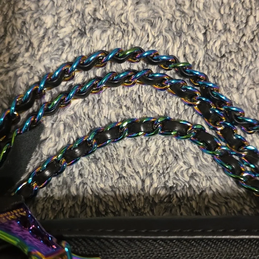 NWT Aimee Kestenberg Iridescent Metal Accents Black Pebbled Leather Mini Bag - Picture 4 of 7
